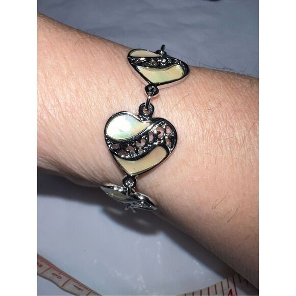 Vintage Silver Tone and Abalone Heart Link Bracelet - Picture 3 of 6